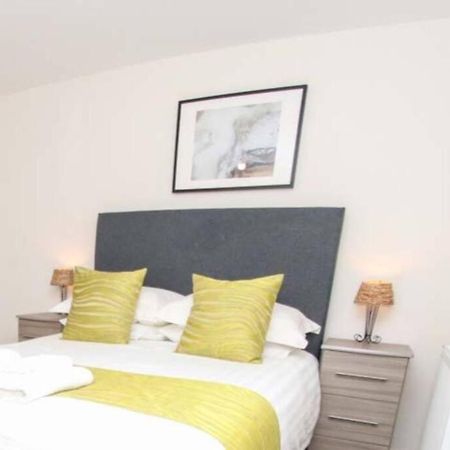 No12-Luxe Living Guest Apartment- 1 Bed-Garden-Private Parking-Wifi-Beach-Cityスウォンジー エクステリア 写真